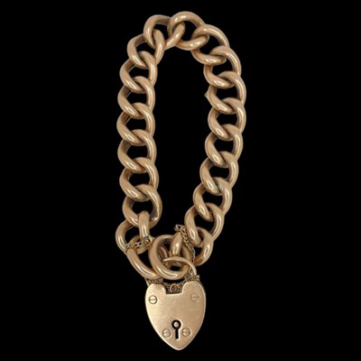 Lot 76 - Chunky 9ct Gold Charm Bracelet 23 g