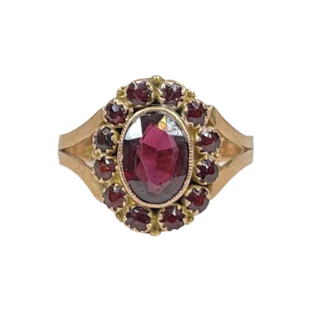 Lot 4 - An Antique Gold Garnet and Paste Cluster Dress Ring, circa 1860.