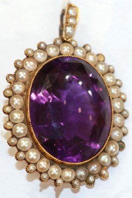 Lot 40 - An antique Amethyst and split pearl pendant circa 1830