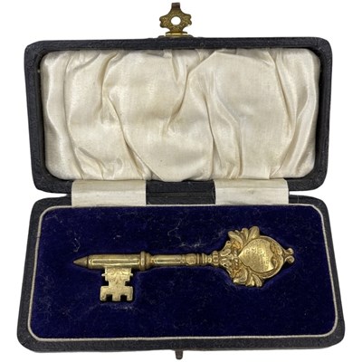 Lot 17 - Cased Silver Gilt Commemoration Key. 33 g. Ster'g Silver (American)